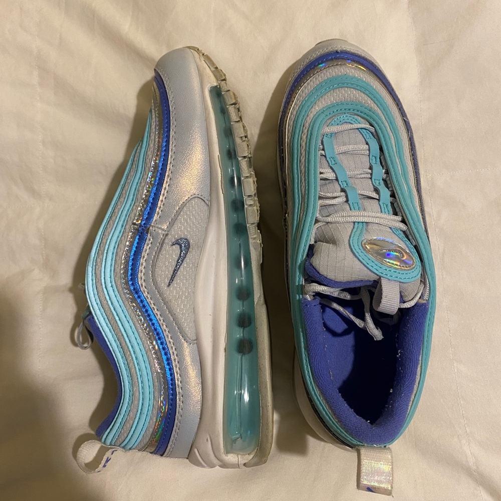 Nike shoes